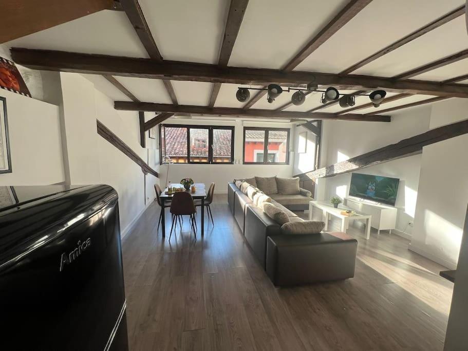 Old Town Loft - Cathedral Views. Apartment Logrono Exterior photo